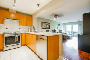 313 200 Klahanie for sale Krista Lapp Carolyn Pogue